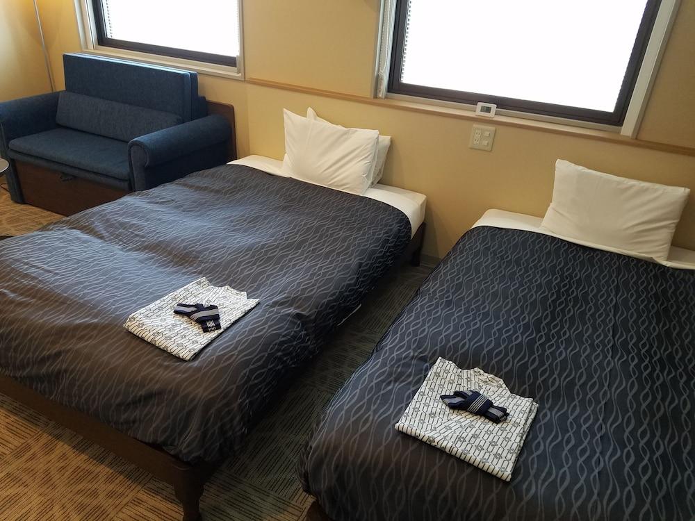 Hotel Mystays Kumamoto Riverside Exteriör bild